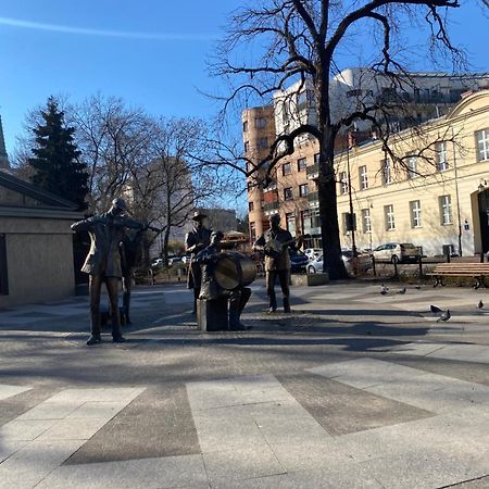 Komfortowy Apartament Na Florianskiej, Park Praski, Dw Wilenski,W Odleglosci Spaceru Od Starego Miasta, Milo Widziec Gosci Ze Zwierzetami Варшава Экстерьер фото